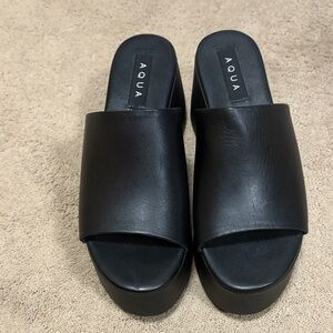 Aqua Women's Black Platform Mules
